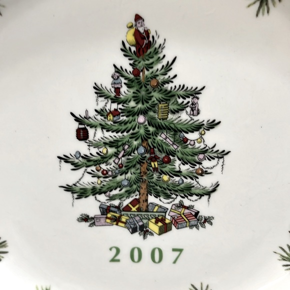 Set if 4 Spode Christmas Tree Plates 2007 Red Poinsettias on Rim 8" - Picture 2 of 9